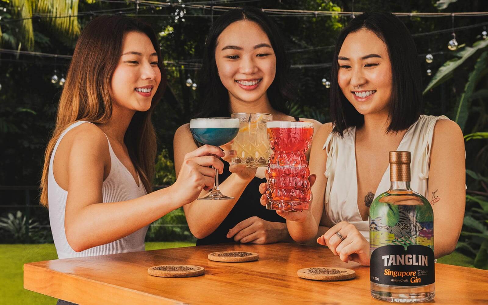 Tanglin Gin flight